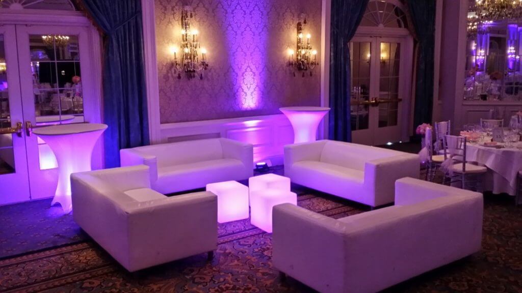 Why You Should Consider a Lounge Setup For Your Wedding - NJ